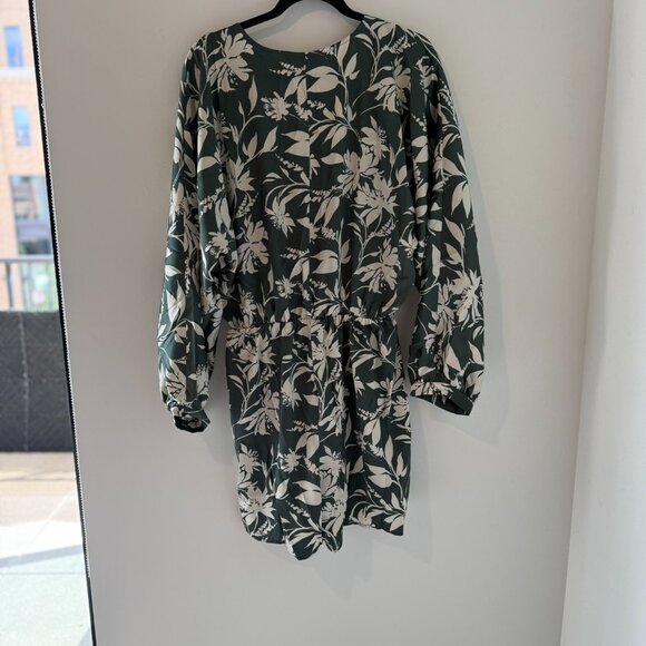 Abercrombie + Fitch Romper | Size Large Long | Green - Picture 2 of 3